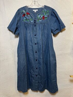 Go Softly Patio Denim Chambray Embroidered Cardinal House Dress Size Medium